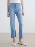 Crop Flare Women's Jeans - Image 2