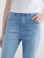 Crop Flare Women's Jeans - Image 3