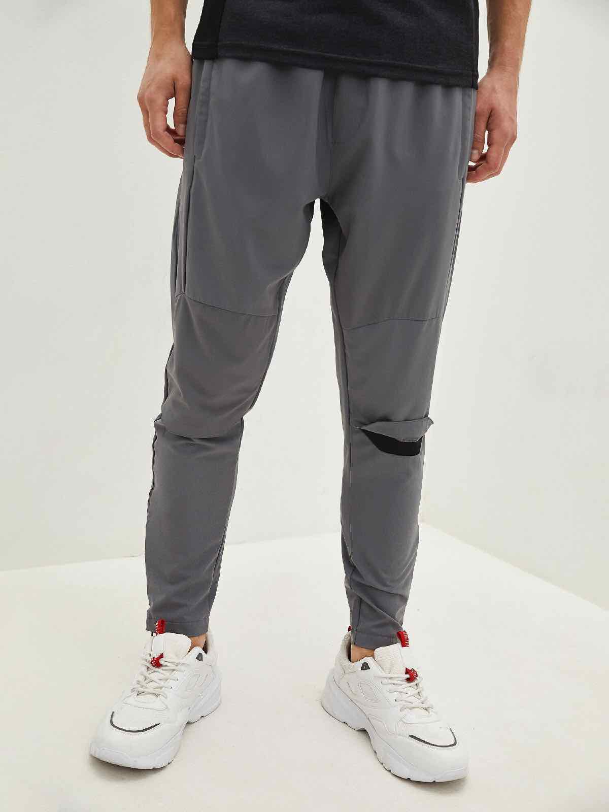 standard fit sweatpants