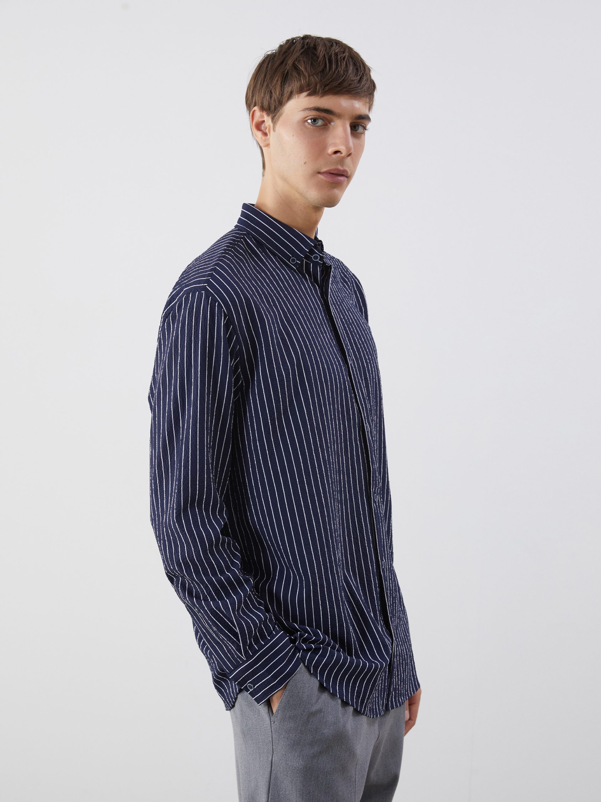 L_20261-S60100Z8-LGS-92-70-85-185_A.jpg Slim Fit Striped Men's Shirt - Image 1