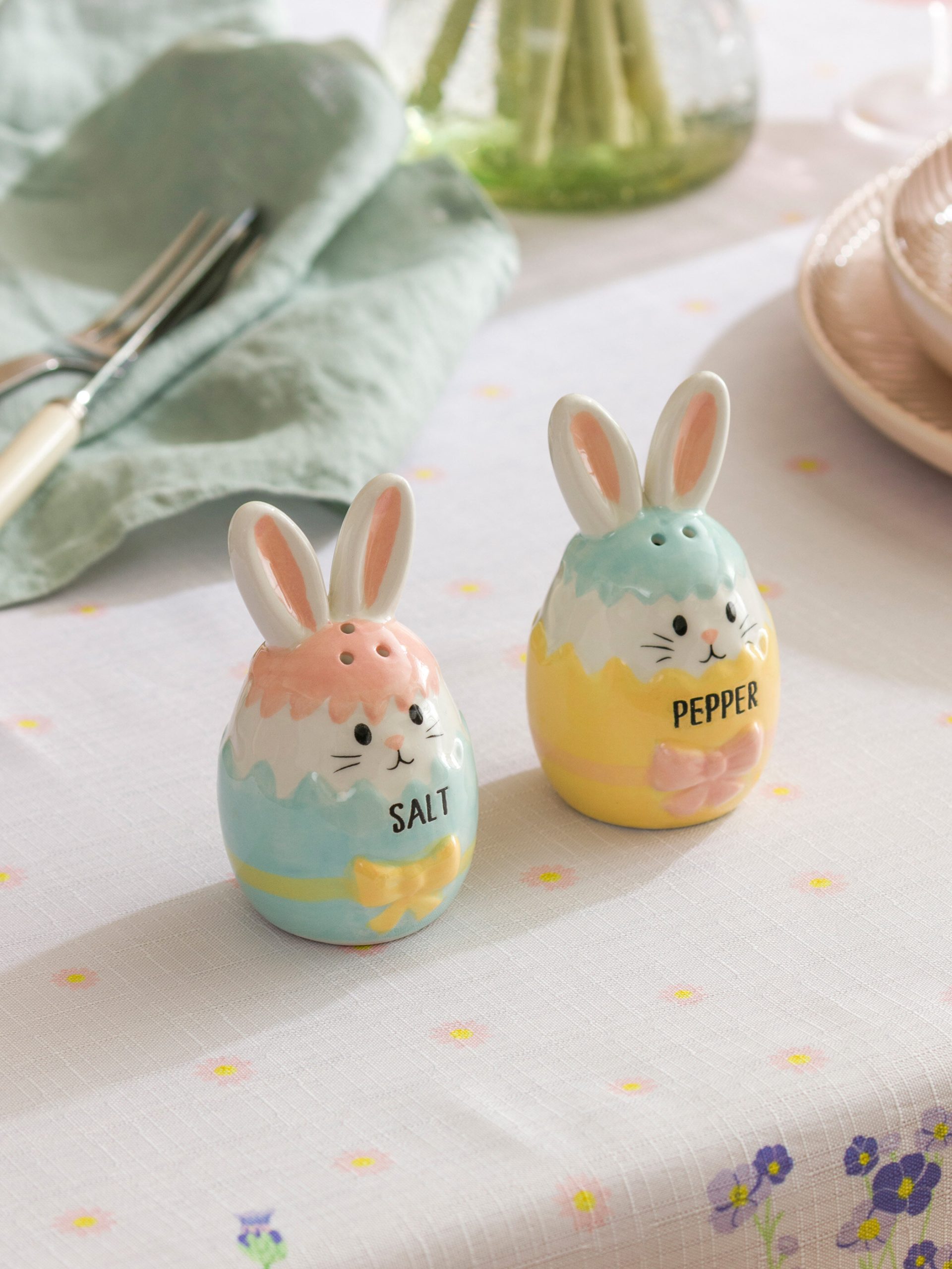 Rabbit Figurine Salt & Pepper Mill