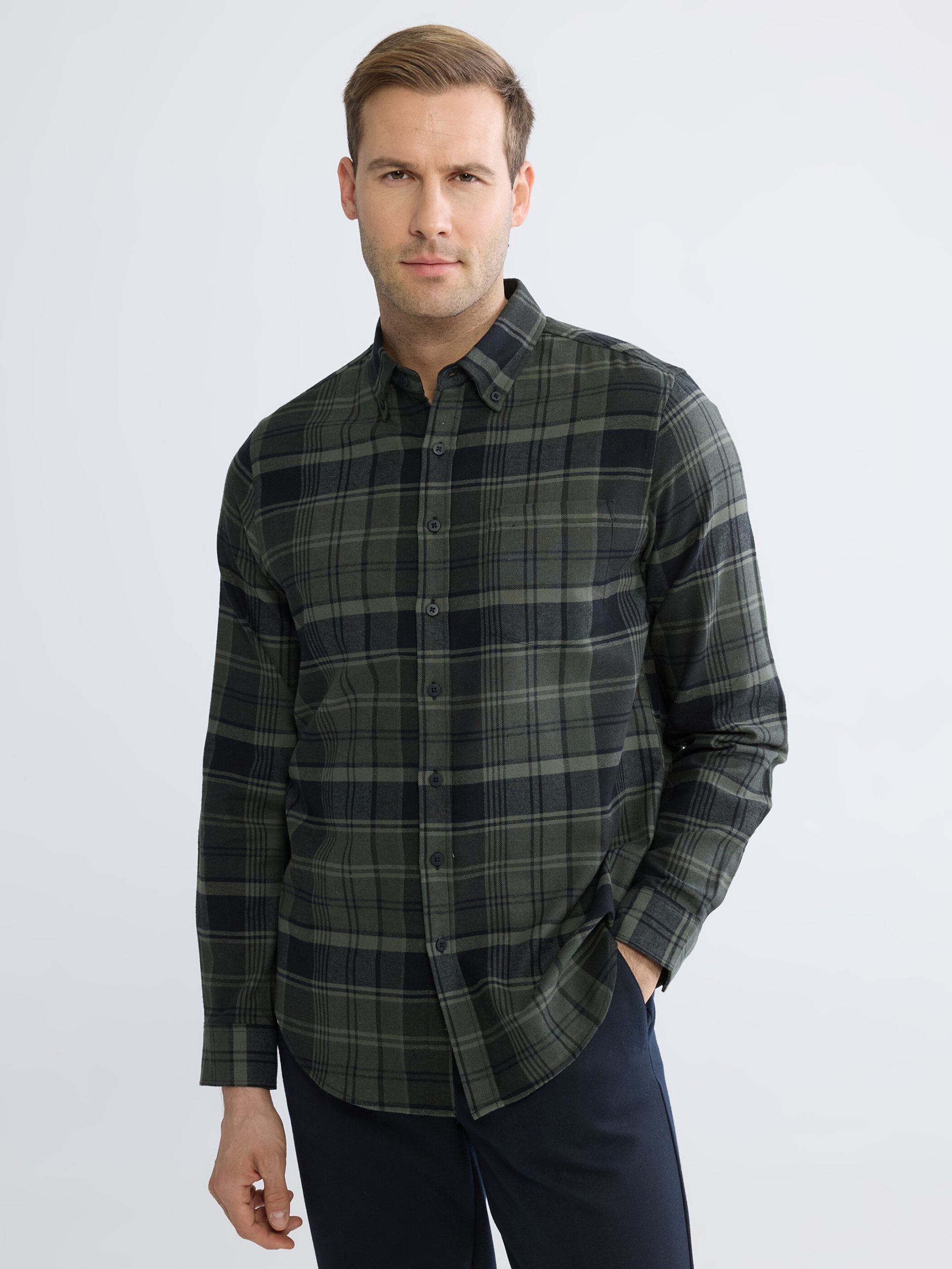 Men's Regular Fit Plaid Gabardine Shirt
