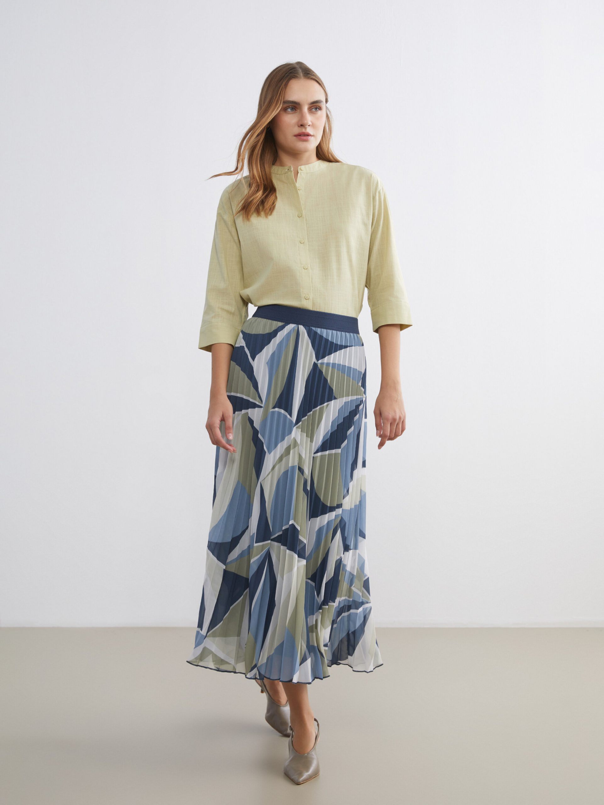L_20261-S63548Z8-F9C-78-62-89-177_A.jpg Elastic Waist Patterned Chiffon Pleated Skirt - Image 1
