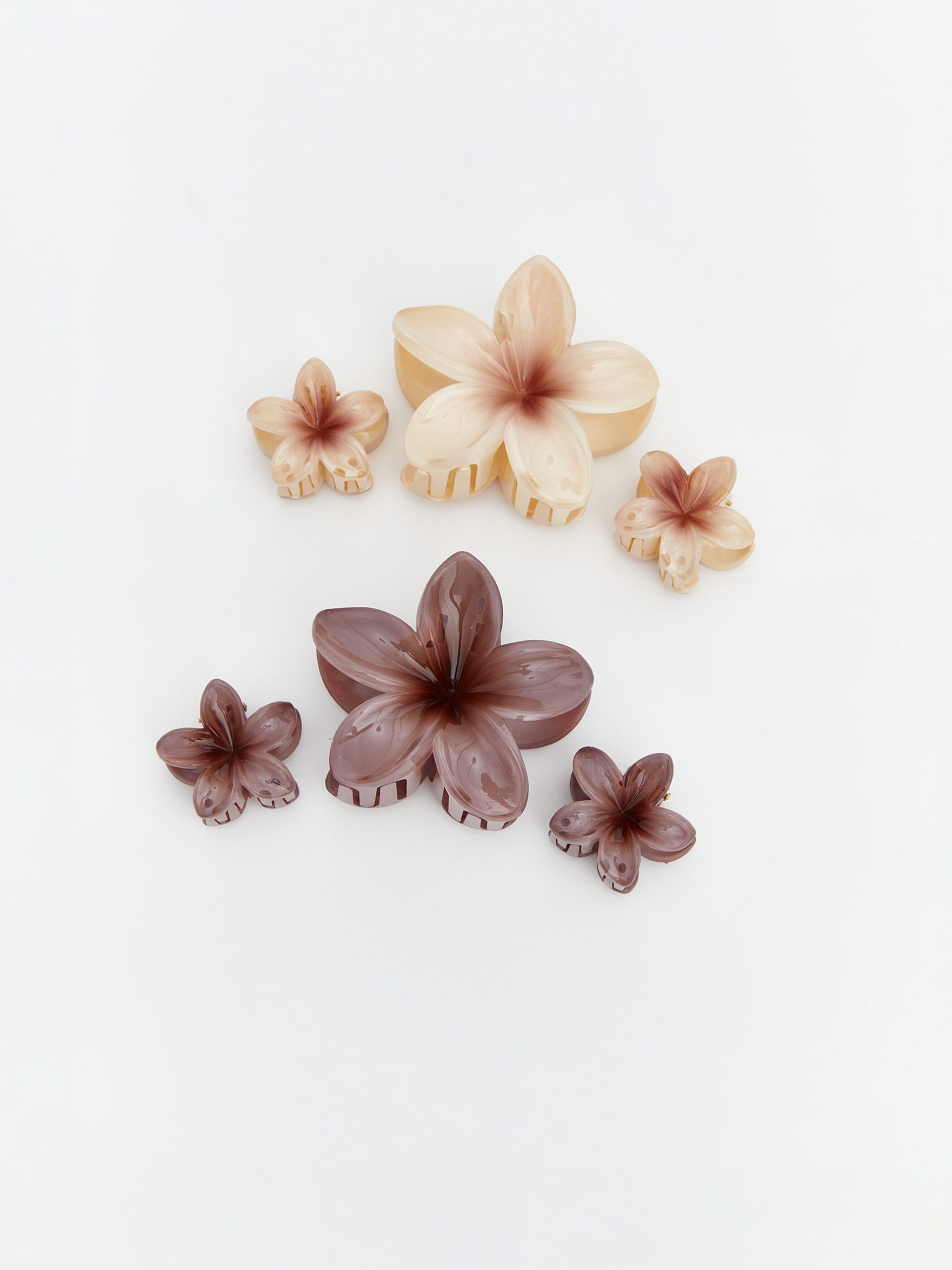 L_20261-S6AH24Z8-M0T_A.jpg Flower Figured Women's Claw Clip Set of 3 - Image 1