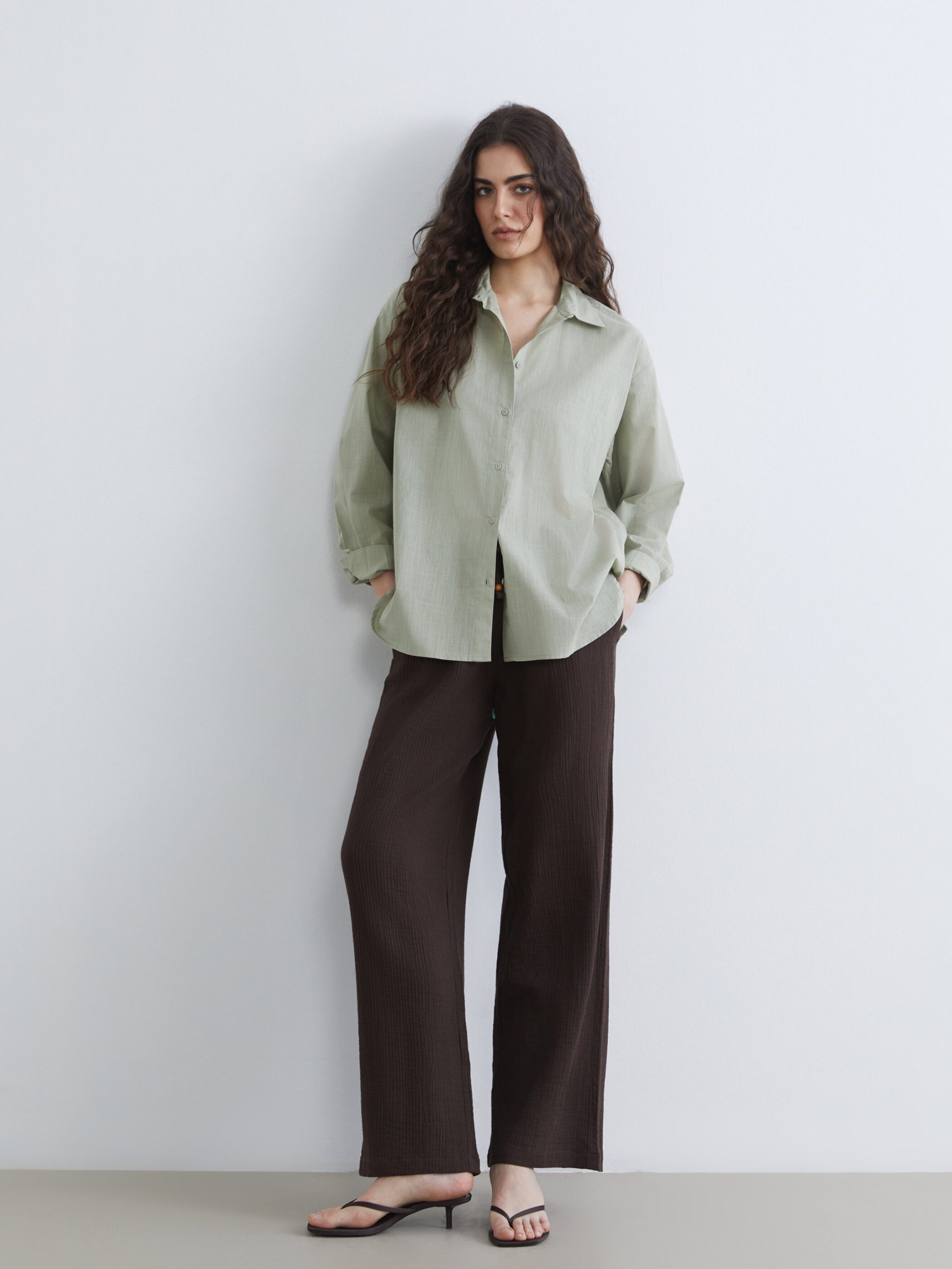 Textured Women's Trousers with Elastic Waistband