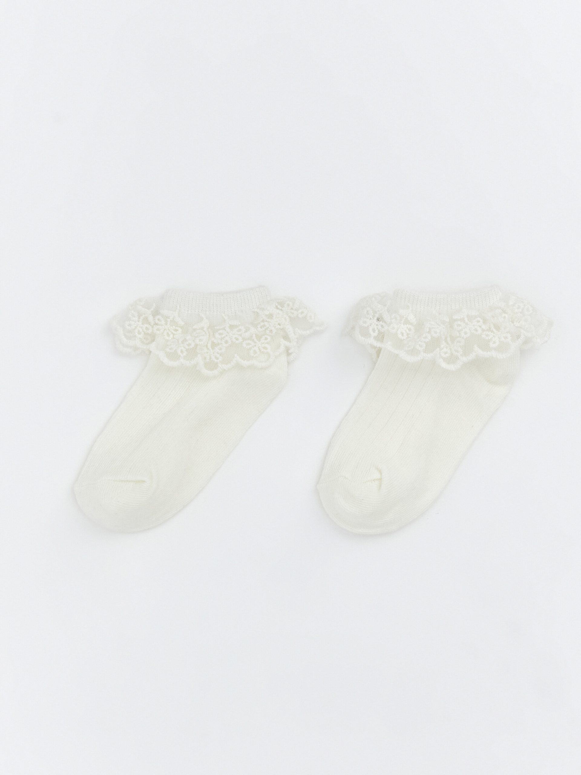 L_20261-S66732Z1-Q6K_A.jpg Baby girl's two-pack of socks with lace detailing. - Image 1