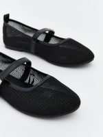 Leather-look ballet flats for girls. - Image 3