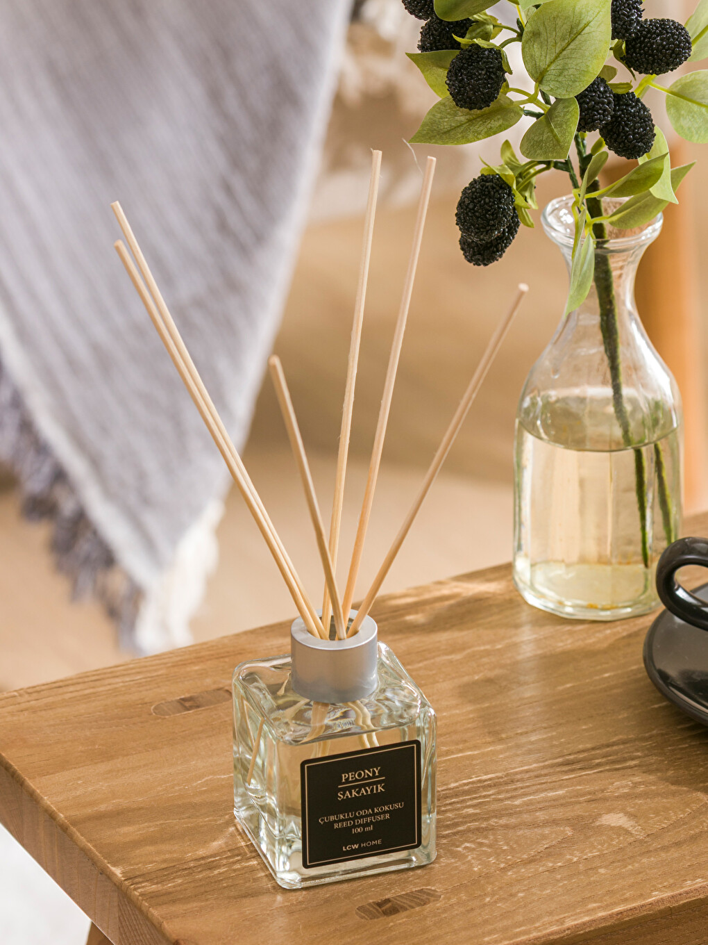 Peony Scented Reed Room Fragrance