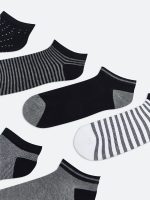Patterned Men's Trainer Socks 7 Pack - Image 2