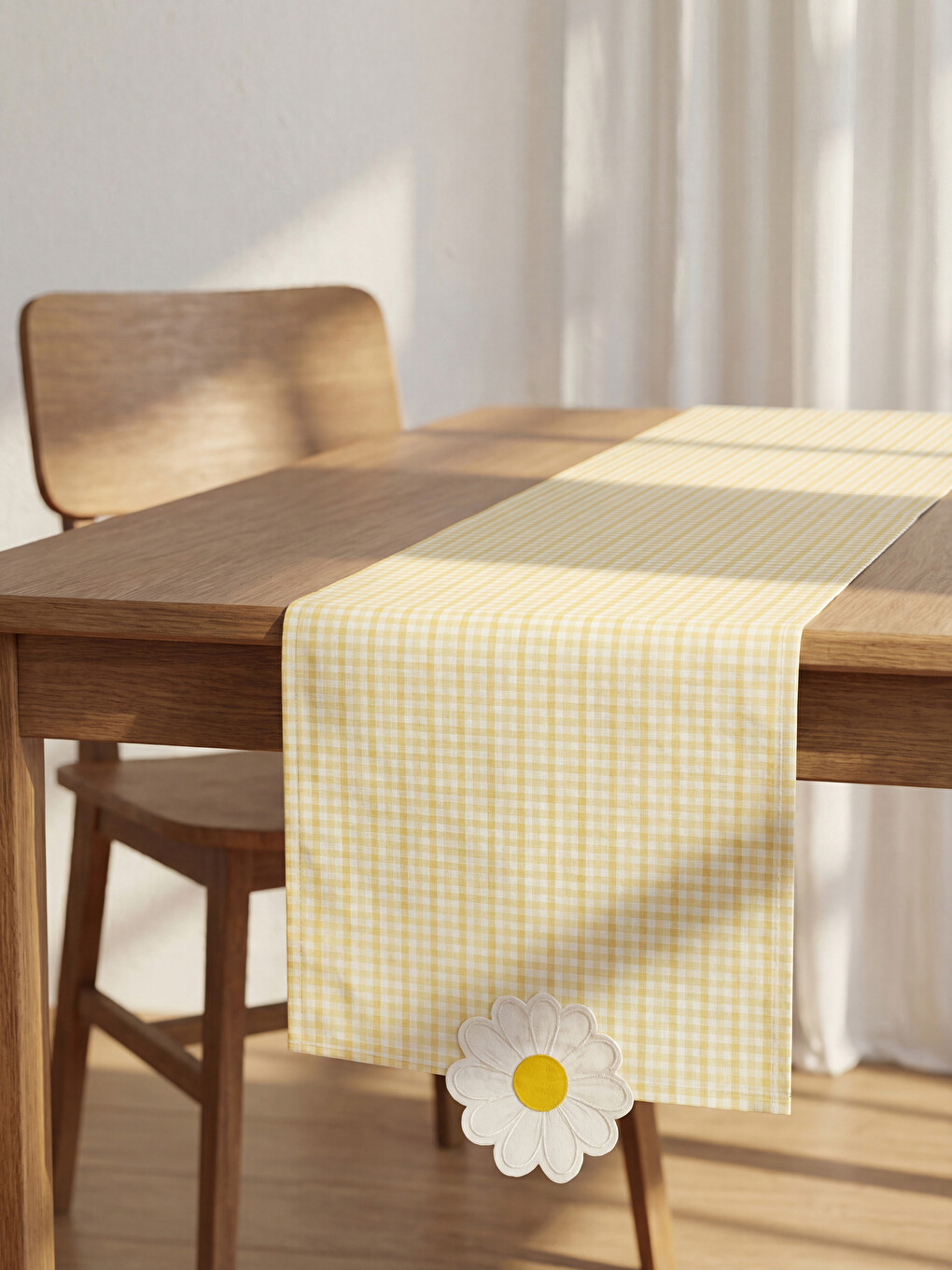 Floral Embroidered Runner 35x150 cm