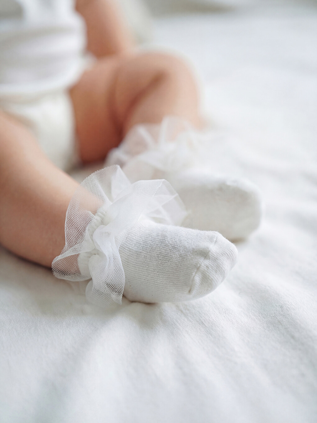 l_20261-s66688z1-q6k_a.jpg Lace Detail Baby Girls' Trainer Socks - Image 1