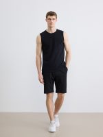 Crew Neck Men's Sleeveless T-Shirt - Image 2