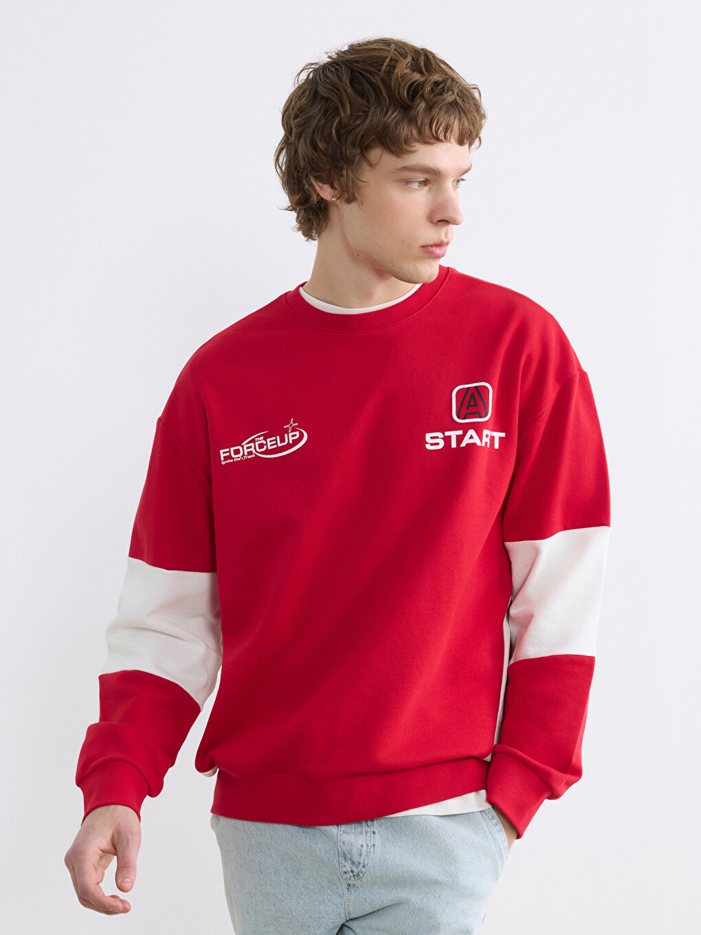 l_20261-s65323z8-js1-98-79-94-189_a.jpg Men's Printed Crewneck Sweatshirt - Image 1