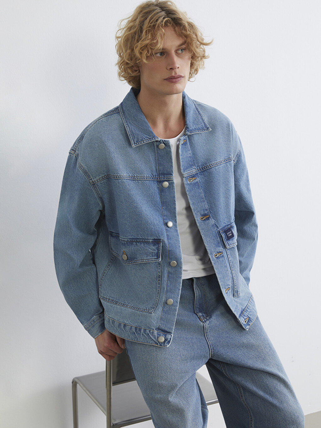 Relaxed Fit Men's Denim Shirt