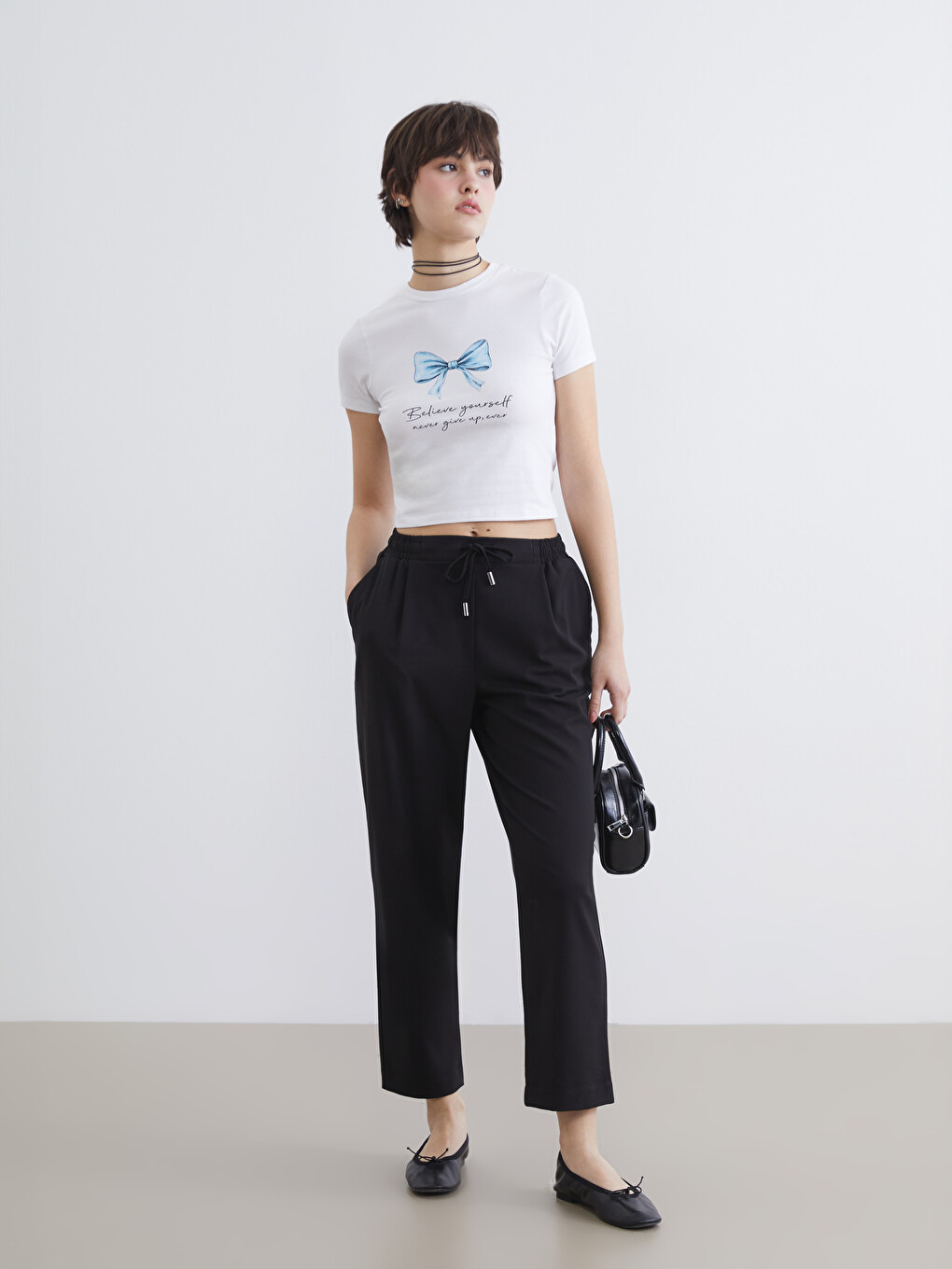 l_20261-s6cr13z8-cvl-78-60-90-175_a.jpg Elastic Waist Carrot Fit Women's Trousers - Image 1
