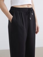 Elastic Waist Carrot Fit Women's Trousers - Image 3