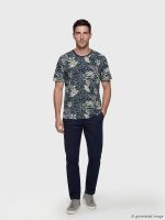 Crew Neck Patterned Men's T-Shirt - Image 2