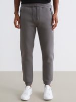 Men's Jogger Sweatpants with Zippered Pockets in a Regular Fit - Image 2