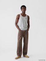 Crew Neck Men's Sleeveless T-Shirt - Image 2