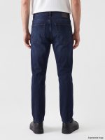 790 Relax Fit Men's Jeans - Image 4